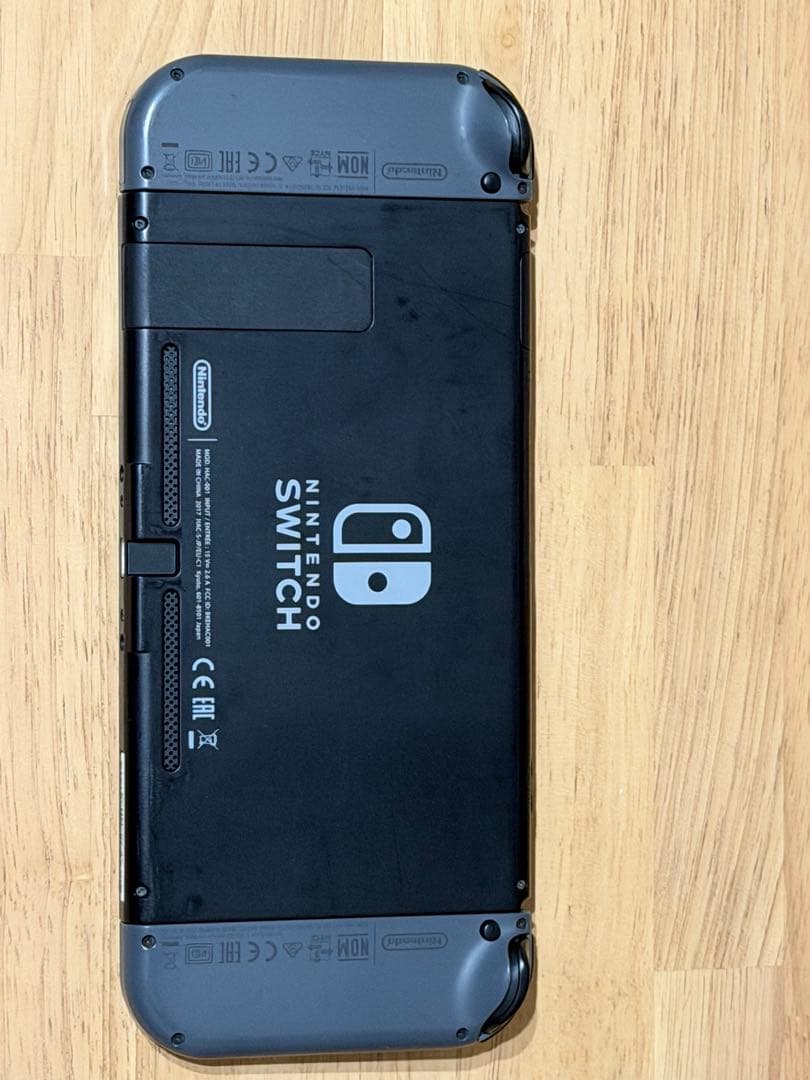 Nintendo Switch グレー 本体（ドック、付属品なし）