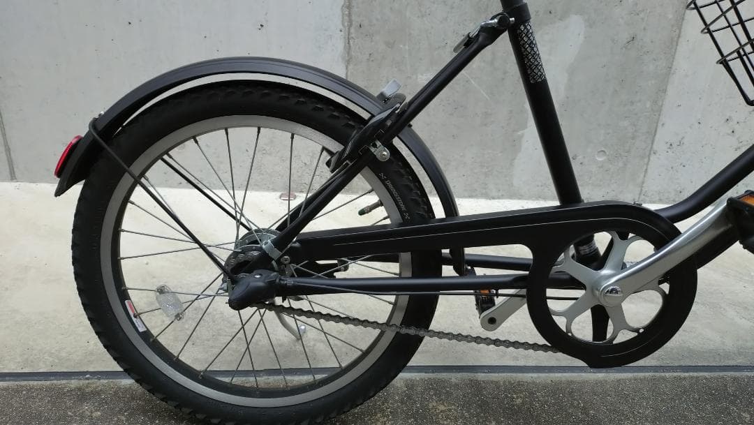 ★ブリヂストン　自転車　ベガス　ブラック　3段変速　20インチ