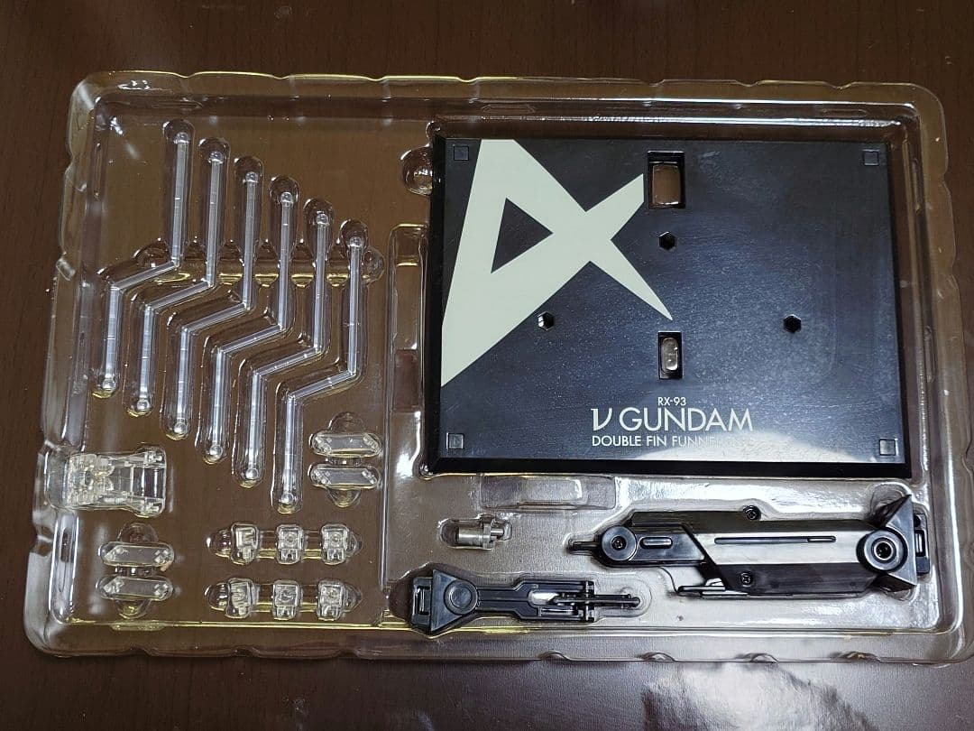 L ROBOT魂 νガンダム ダブル・フィン・ファンネル装備型