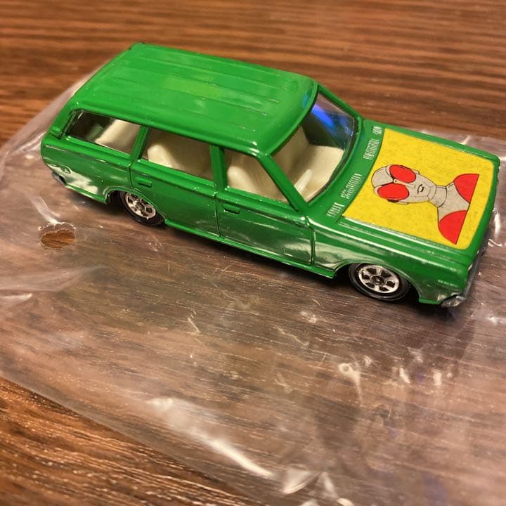 トミカ 黒箱 日本製　マスコミトミカ　セドリックワゴン　ファイヤーマン　美品