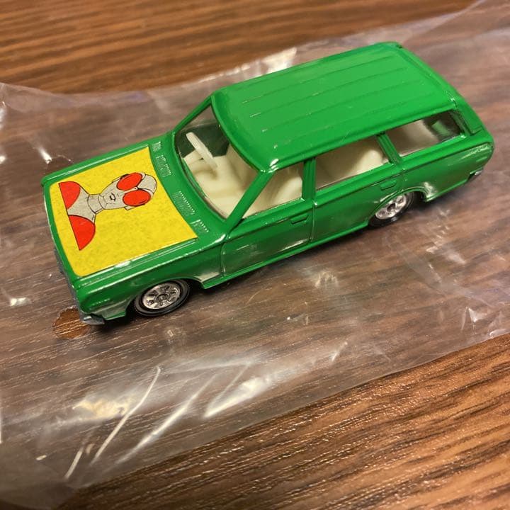 トミカ 黒箱 日本製　マスコミトミカ　セドリックワゴン　ファイヤーマン　美品