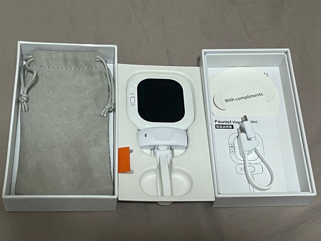 自撮りモニター　founist