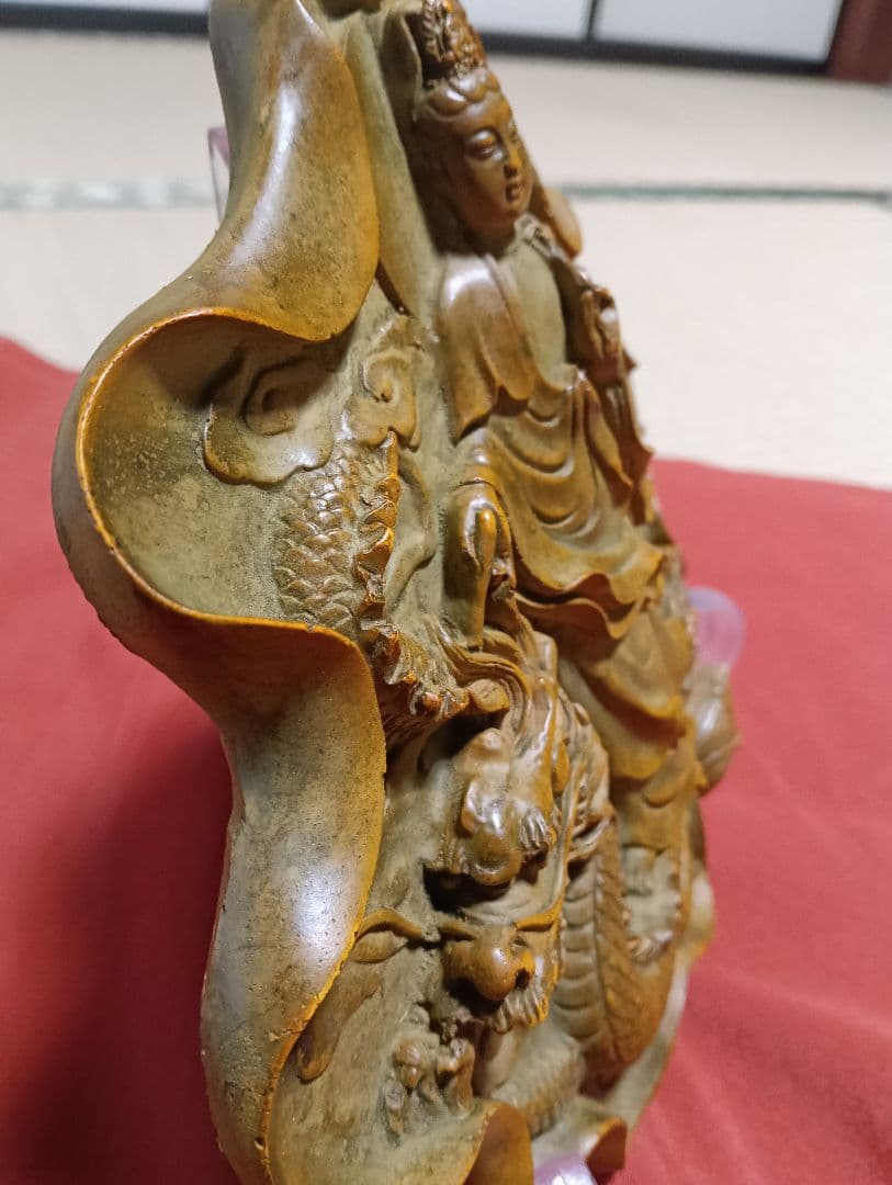 騎龍観音菩薩（龍上観音菩薩）