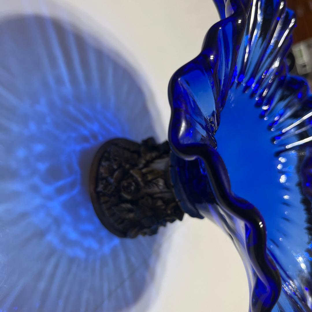 イタリア製 青　ガラス 花瓶　ブルー　インテリア　光　工芸品　芸術