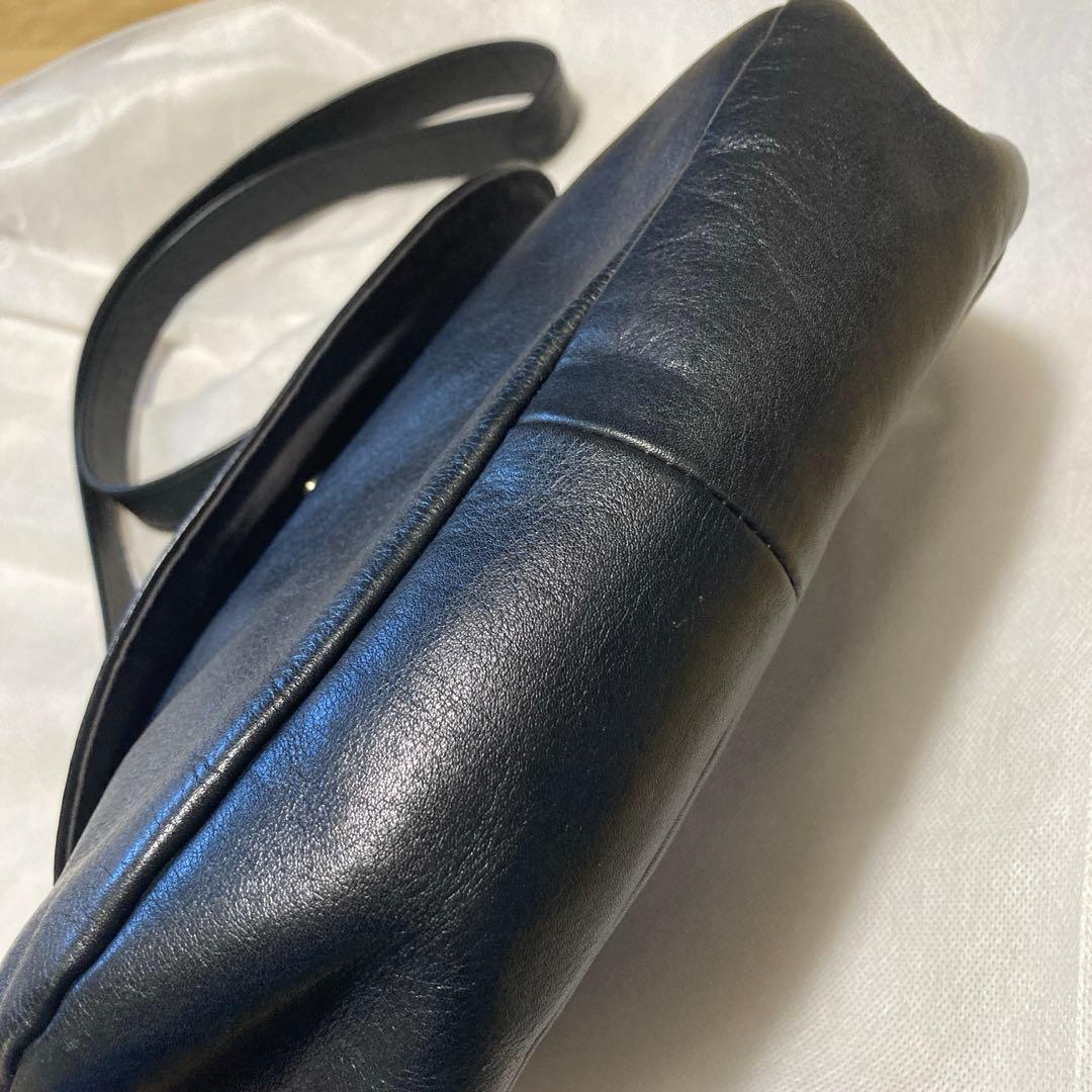 クラスカ　CLASKA \"DO\" 松澤 紀美子さんのポシェット　黒 レザー