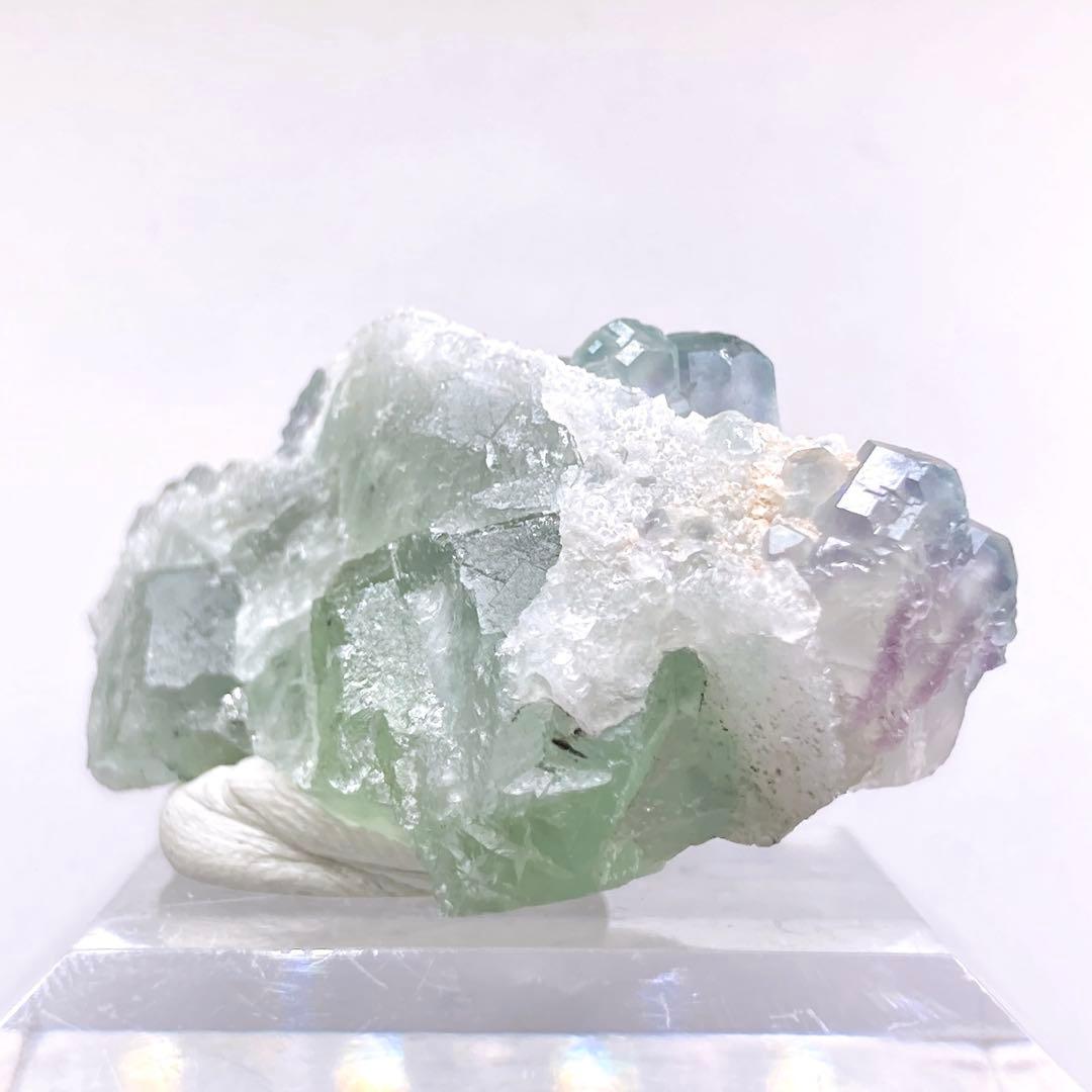 『永春』　フローライト　蛍石　原石　鉱物標本　天然石　162