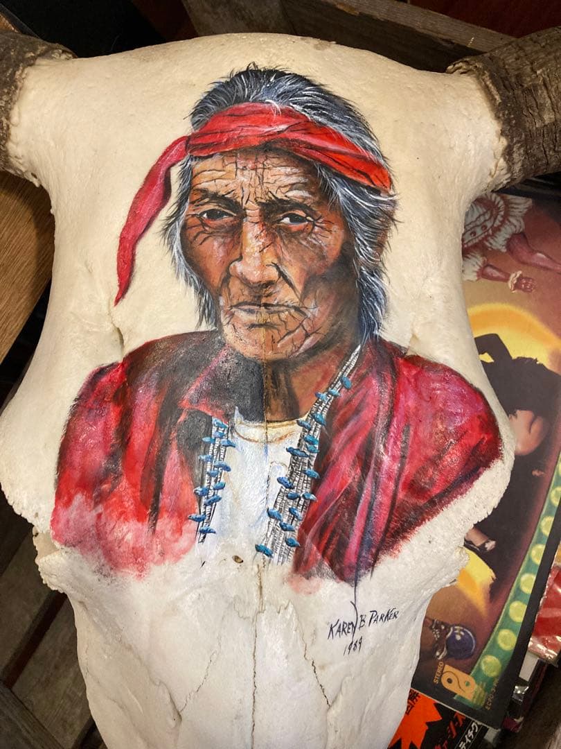 牛の頭骨 インディアン肖像画 1984年制作