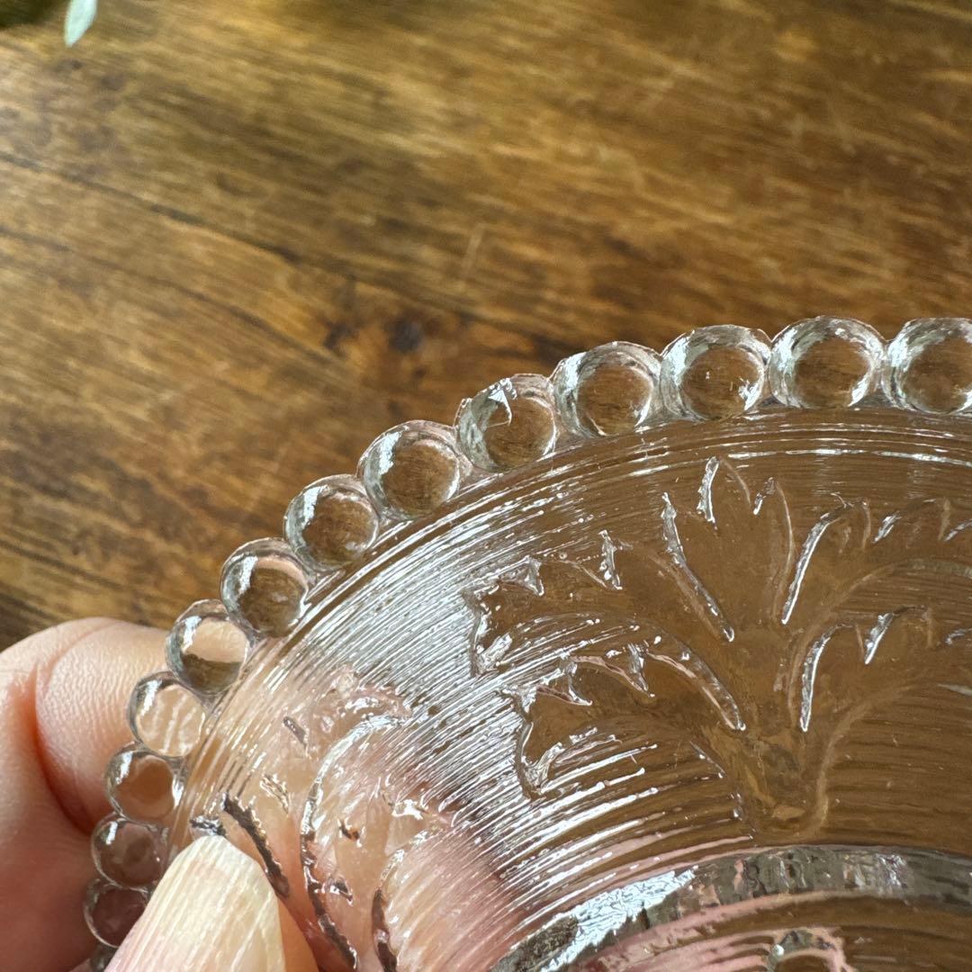 大正期　和ガラス　プレスガラス　ヒイラギ文小皿　5枚セット　レース皿　K356