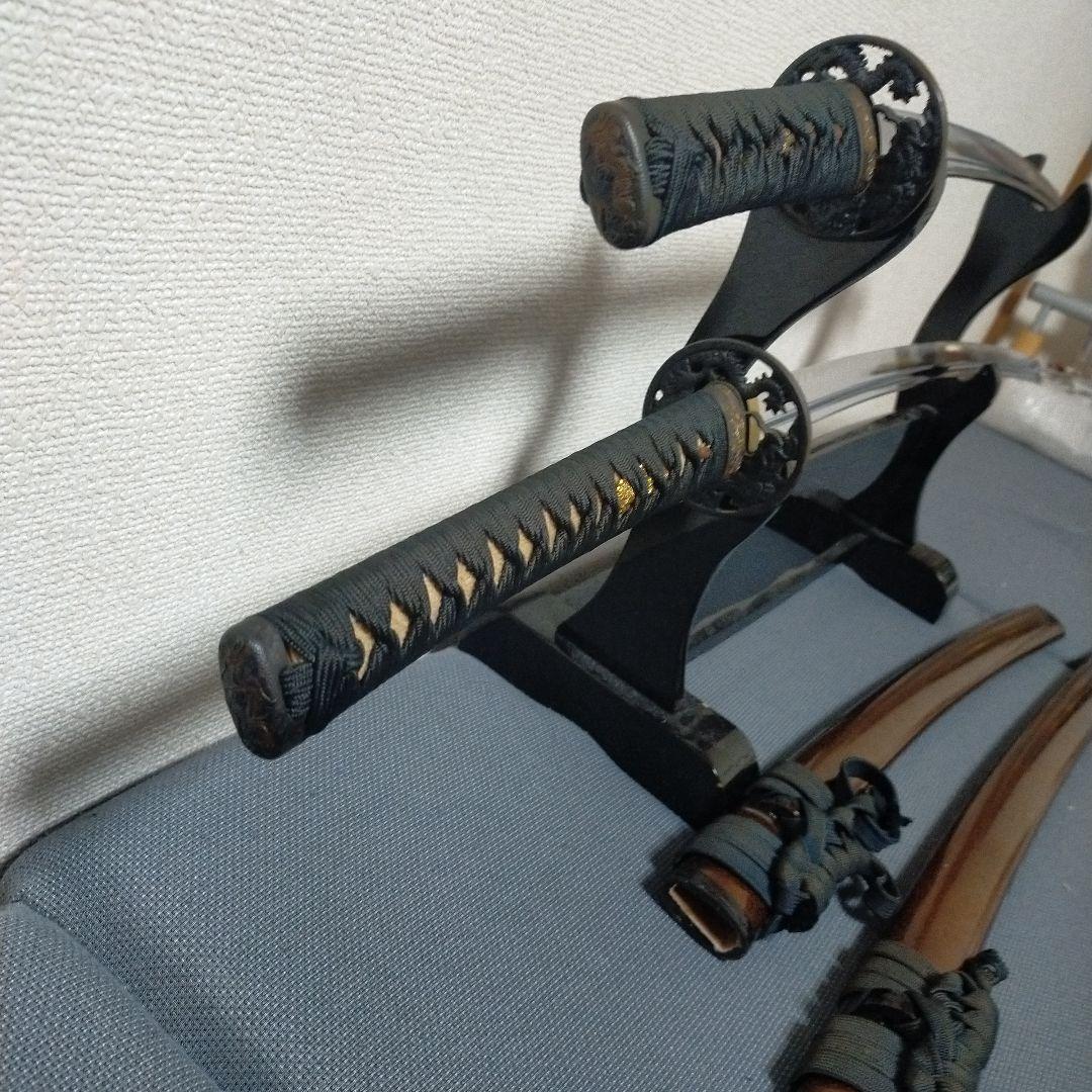 居合刀　模造刀　樋入り刀身　日本刀　刀剣　鮫皮　龍彫刻　透かし鍔　脇差　太刀