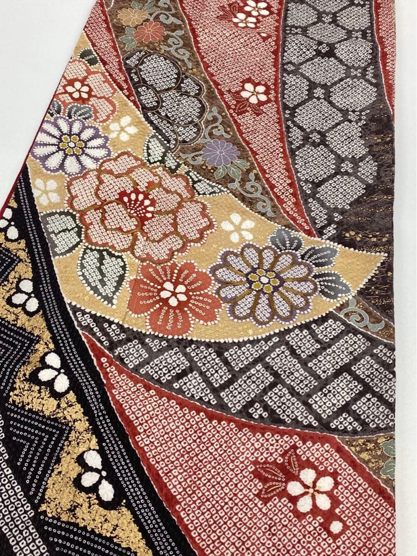 振袖 豪華 絞り染 金駒 金彩 ふくれ織紋意匠 身丈169cm パールトーン加工