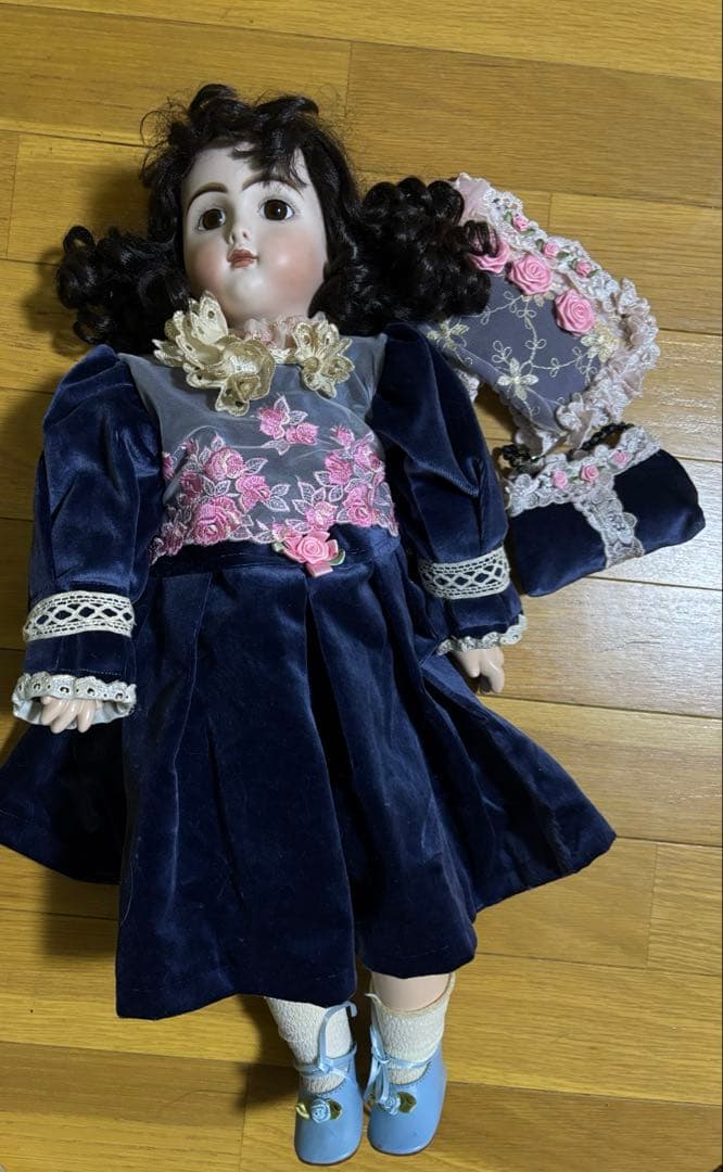 京*子様 黒髪のアンティークドール　ビスクドール　美品