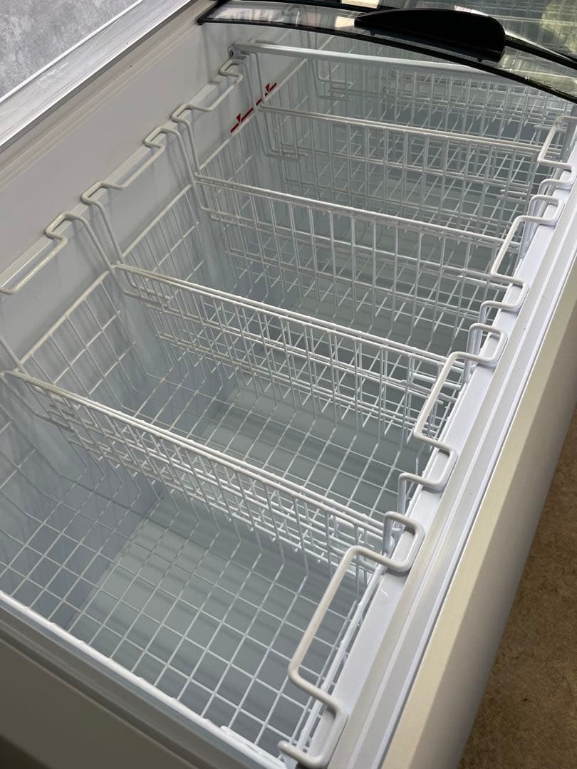 Neko157 さん専用 JCM冷凍ショーケース2台 ワイヤーバスケット付き