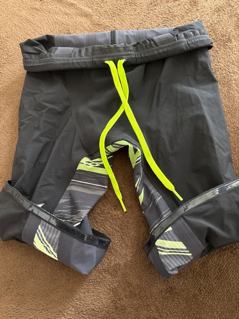 競泳水着　ミズノ GX Sサイズ 黒/蛍光イエロー