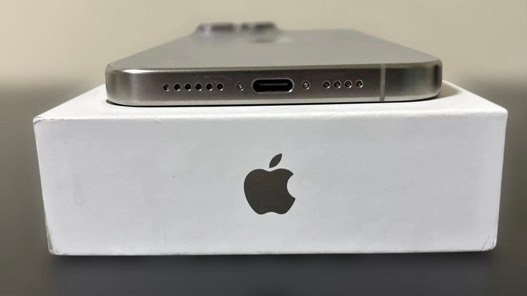 携帯電話本体 iPhone 15 Pro Max