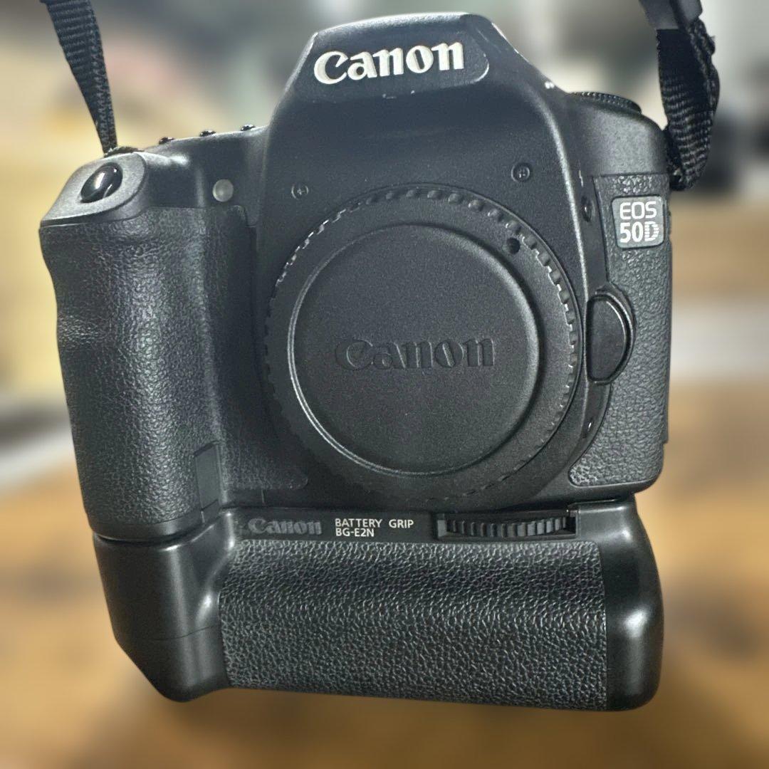②Canon EOS 50D デジタル一眼レフ