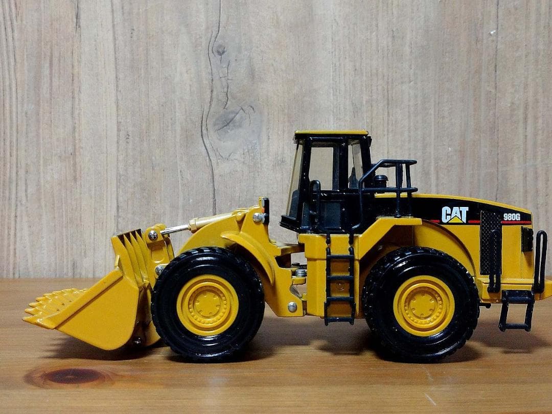 2台売り ノースコット CAT 「ホイールローダー 980G」＋「ブル D6H」