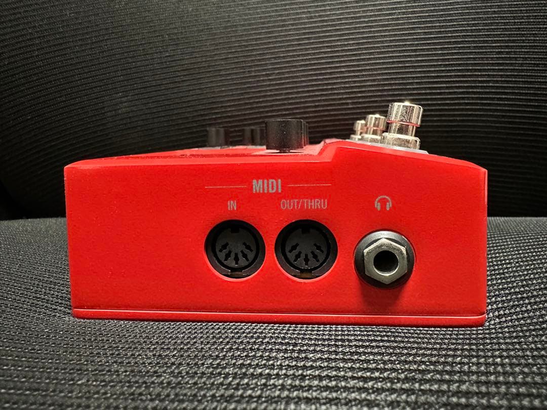 LINE6 HX Stomp 赤カラー