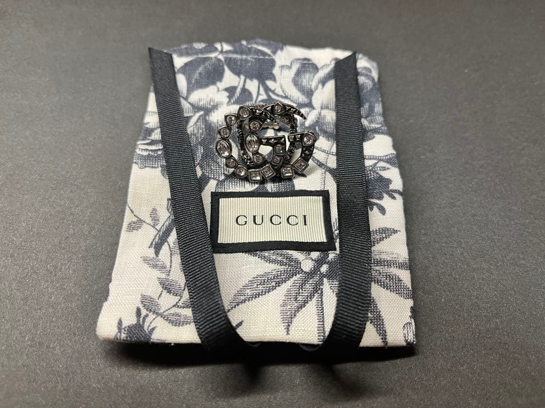 GUCCI Gロゴリング シルバー系