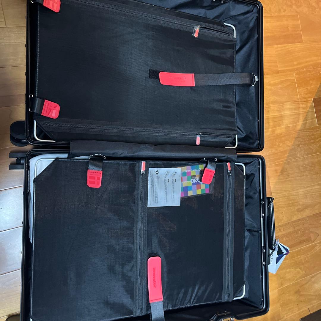 新品　innovatorブラック　スーツケース