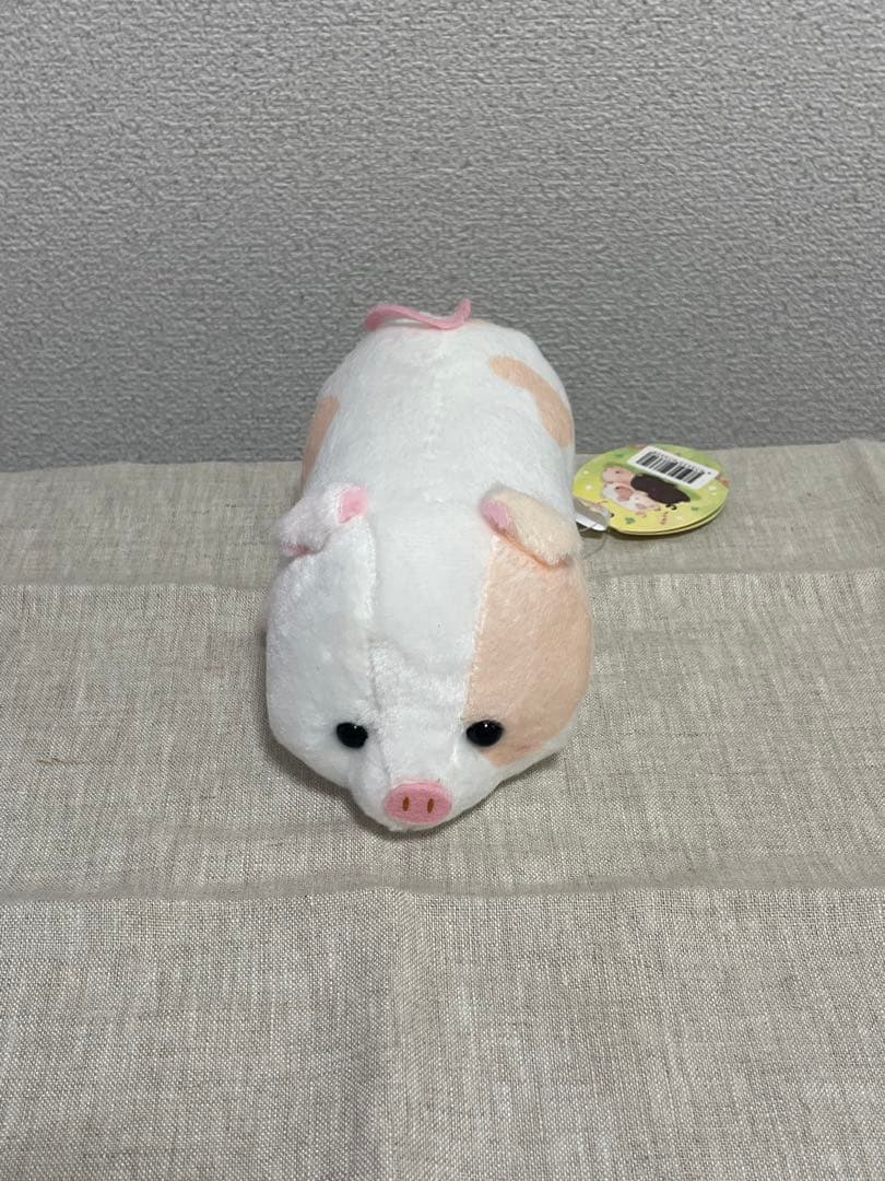 握ると音が鳴るぶたのぬいぐるみ