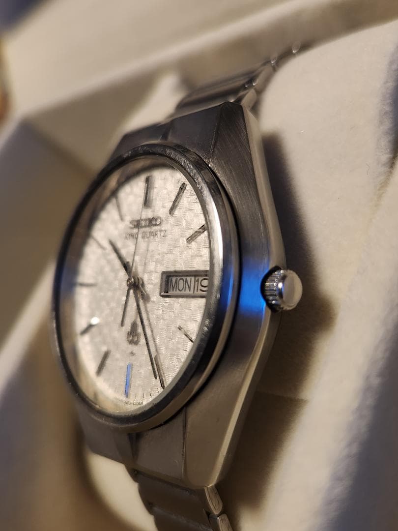 SEIKOキングクォーツ　絹目格子文字盤　0853-8035　1976製　可動品