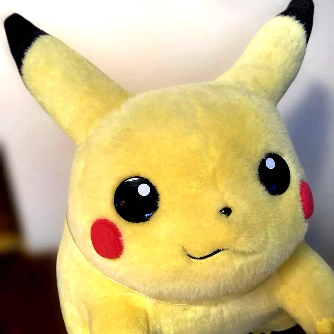 12月15日までお値下げします。初期　トミー　ピカチュウ　等身大ぬいぐるみ