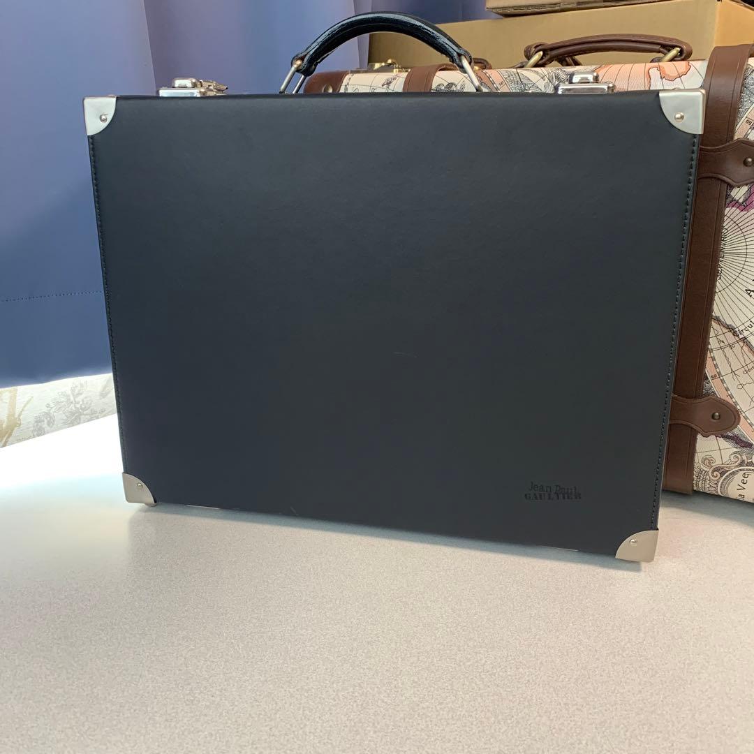 美品　ジャンポールゴルチエ アタッシュケース