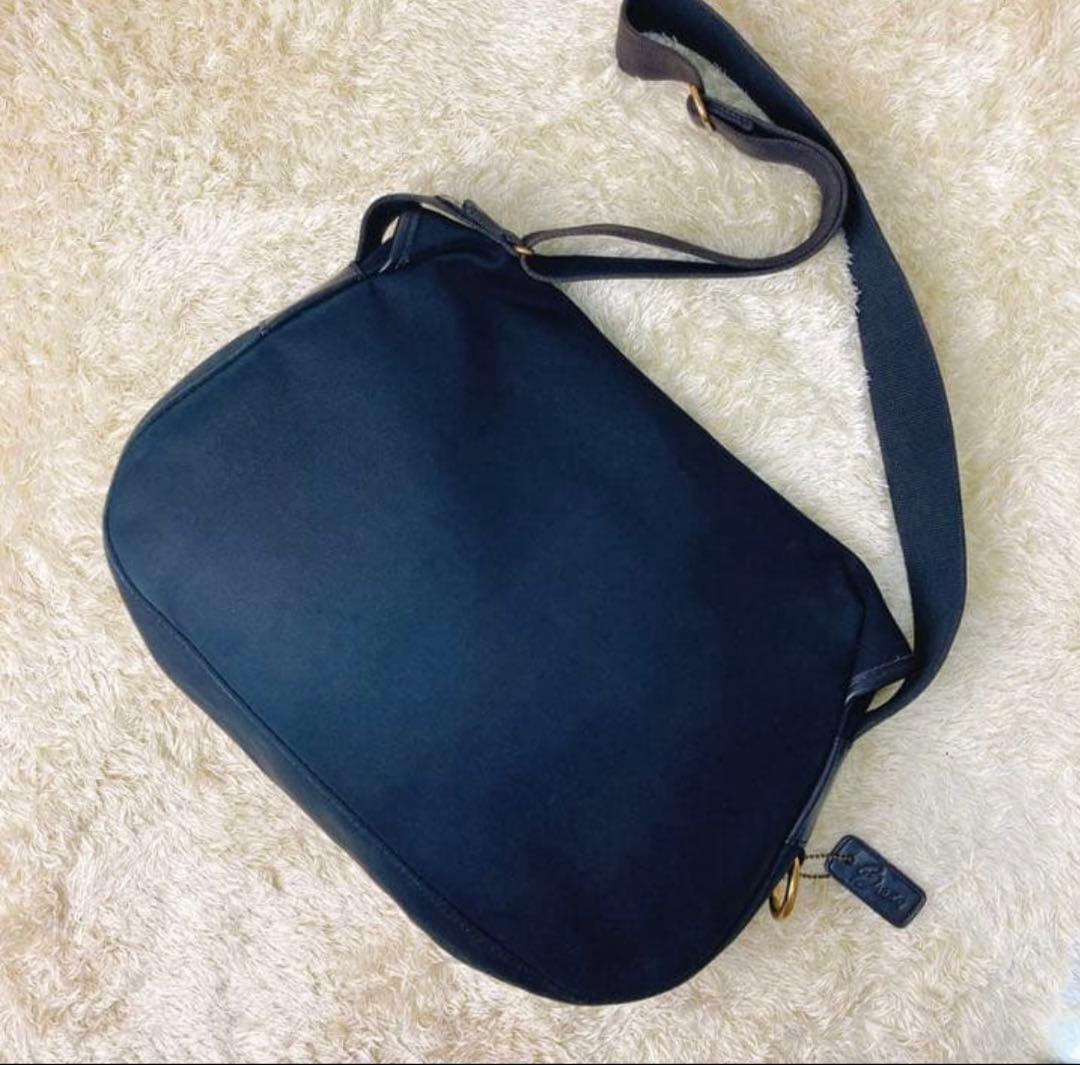 【美品】BRADY アリエルトラウト ショルダーバッグ ブラック ラージサイズ