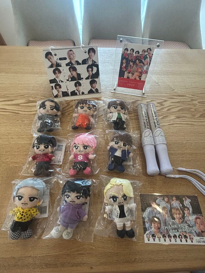 スノーマン ぬいぐるみ9体とペンライトセット