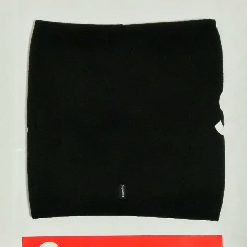 Supreme ネックウォーマー