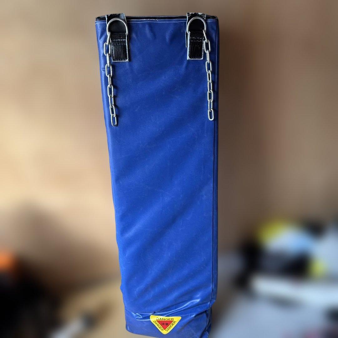 レア物　Winning ウイニング サンドバッグ 吊り下げ式 ボクシング 練習用