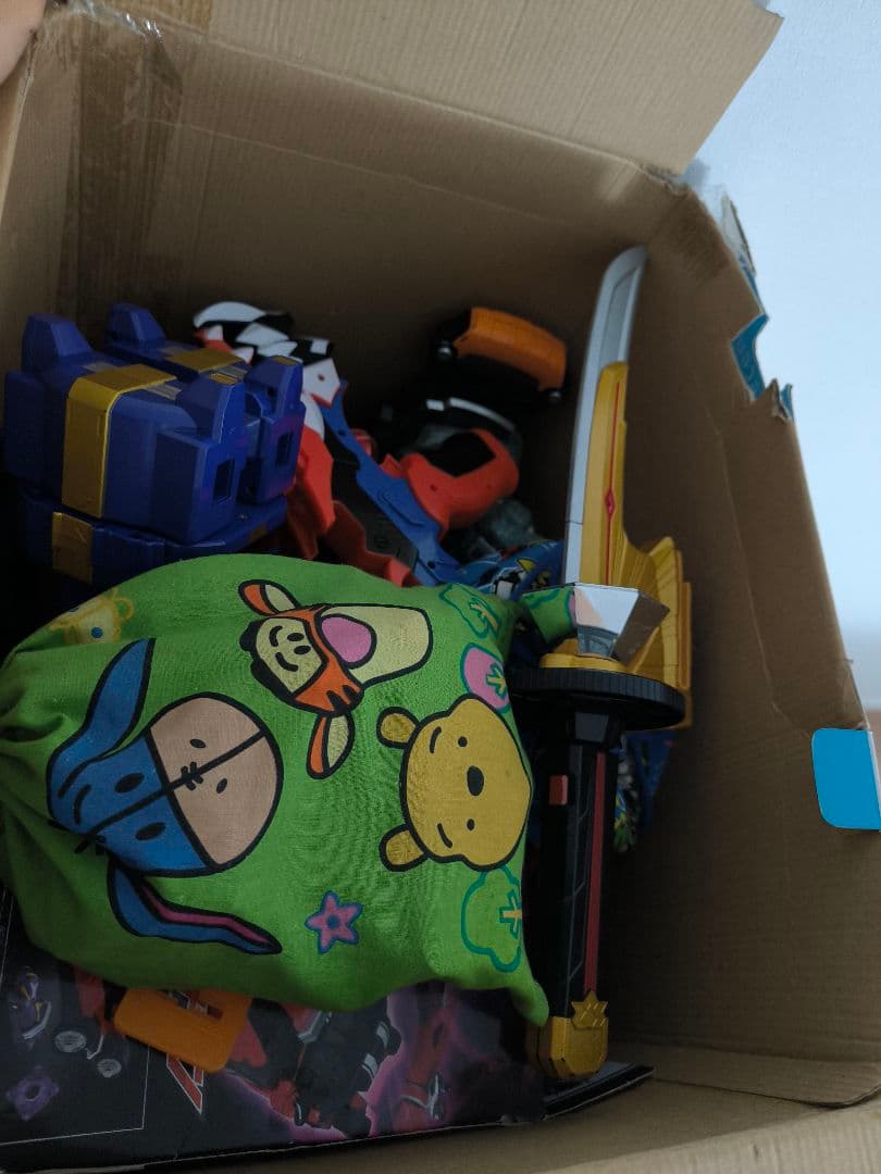 懐かしのおもちゃ、スマホ、夢の詰め合わせ！