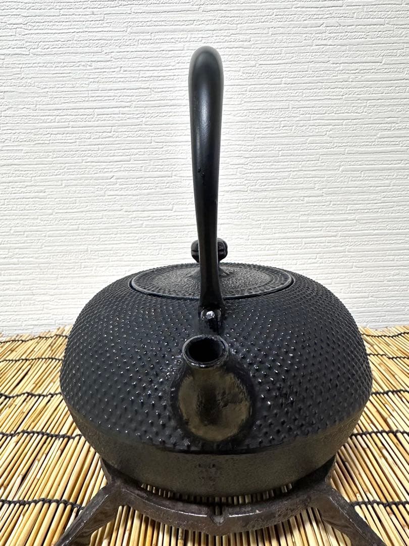 未使用品　南部特製銘(宝星堂)造　１５型アラレ　南部鉄瓶　南部鉄器　調理器具