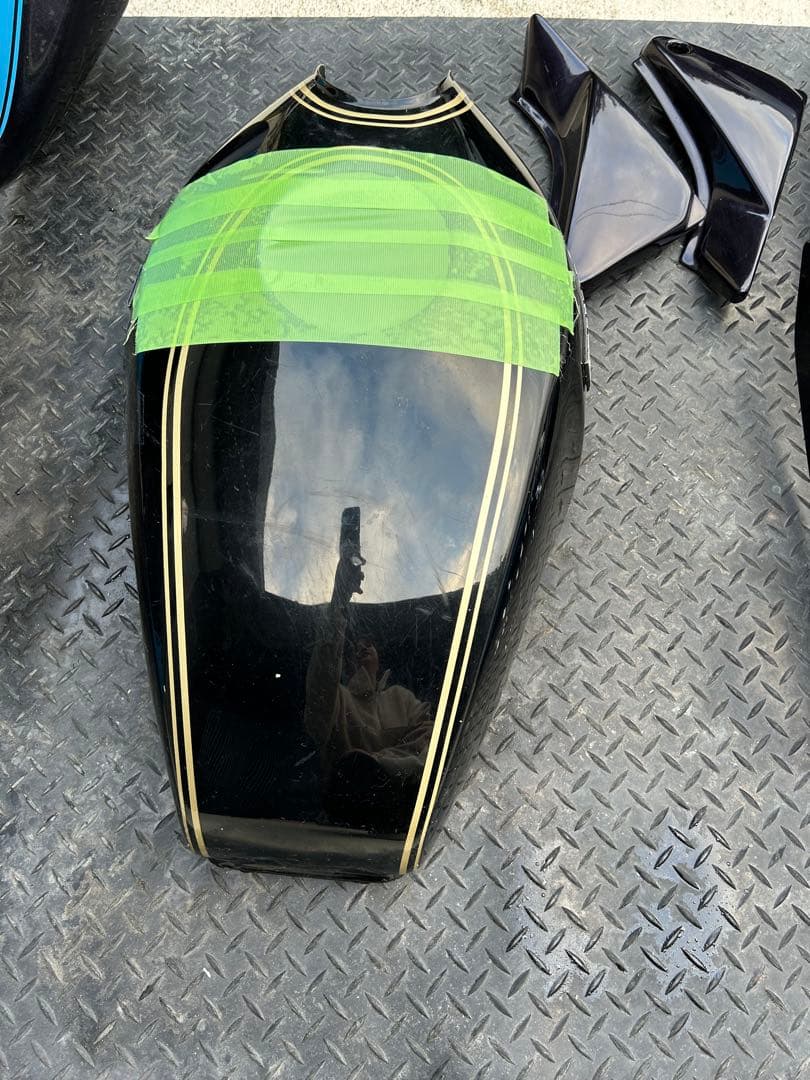 ぴ*様 ✨️ゼファー400外装セット✨️