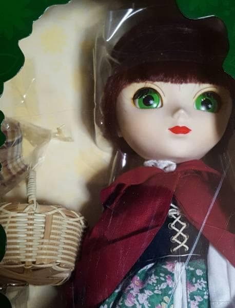 新品 プーリップ 赤ずきんちゃん F-524 Pullip あかずきんちゃん