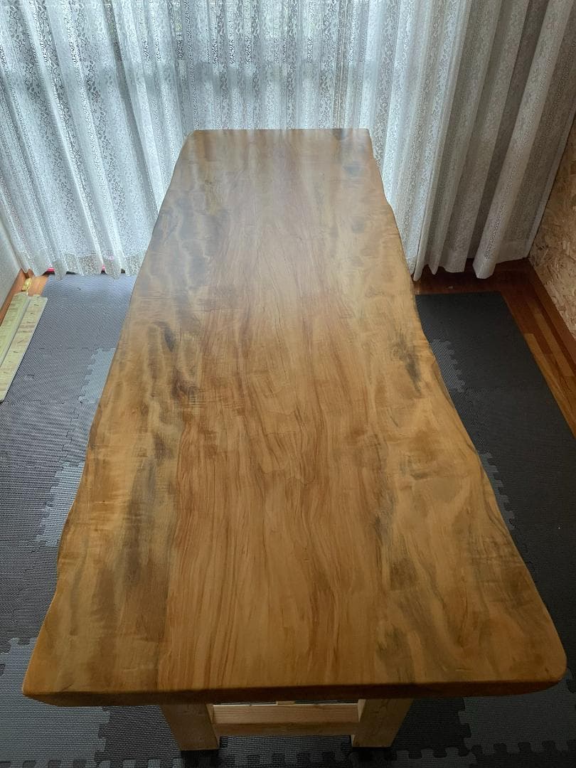 M*g様 【人気】一枚板テーブル 栃 橡 トチ 脚付き ダイニングテーブル