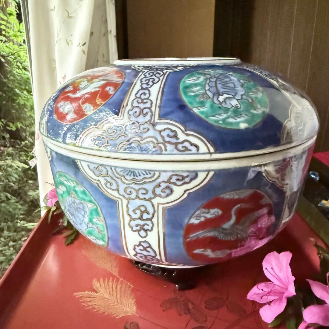 2200様感謝‼️これさえあれば‼️愛蔵品　倣古伊万里錦手蓋付大鉢　食籠1客時代木箱