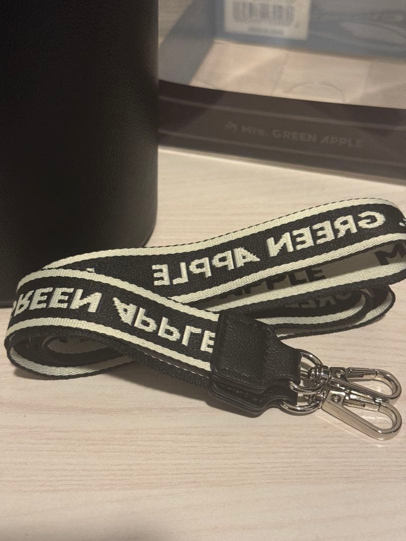 【ほぼ新品】Mrs. GREEN APPLE ライトスティックバッグ　ミセス