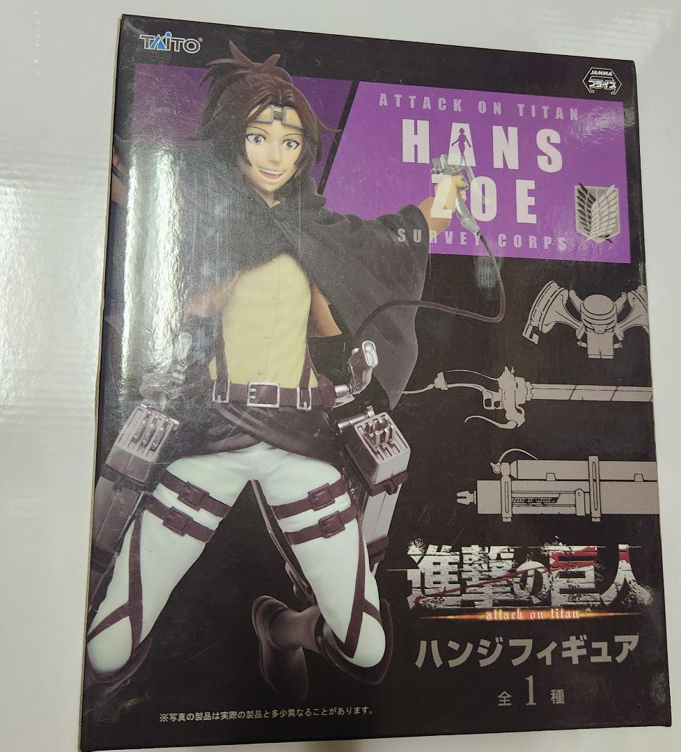 進撃の巨人　ハンジ・ゾエ　フィギュア　立体機動装置