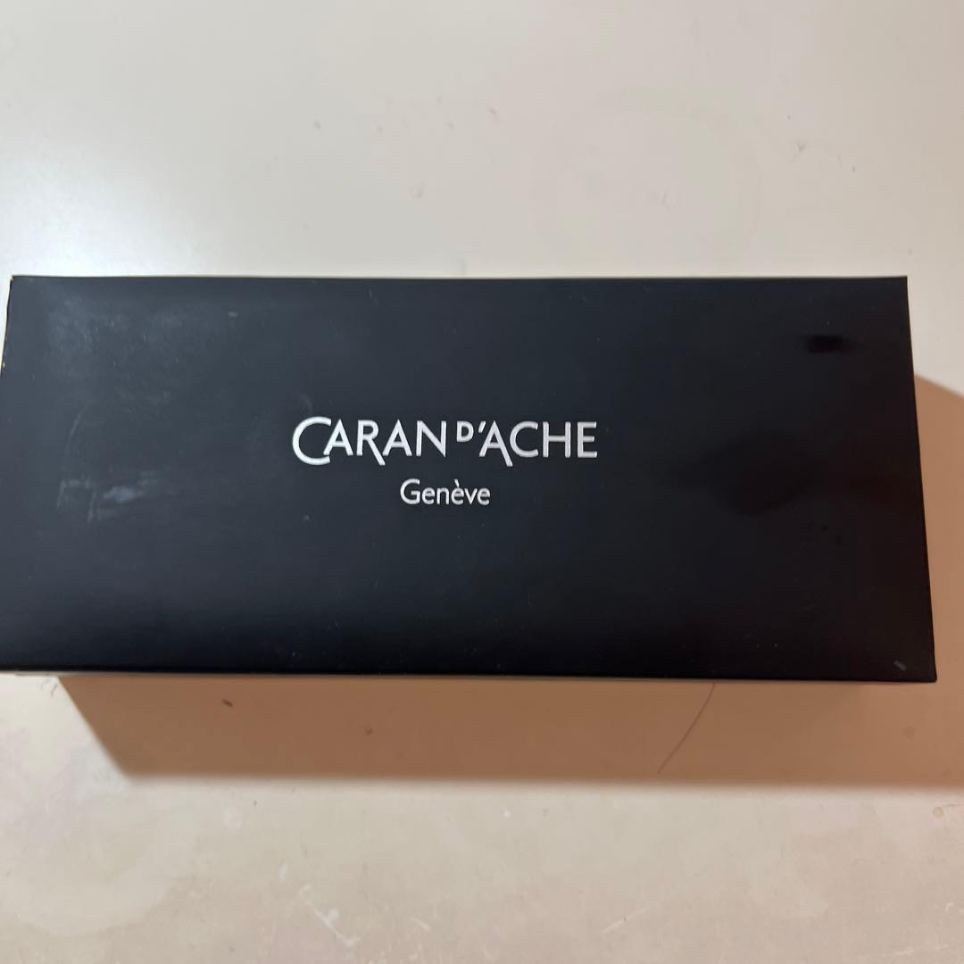 CARAN D'ACHE エクリドールシェブロン　ボールペン(値下げ可能)