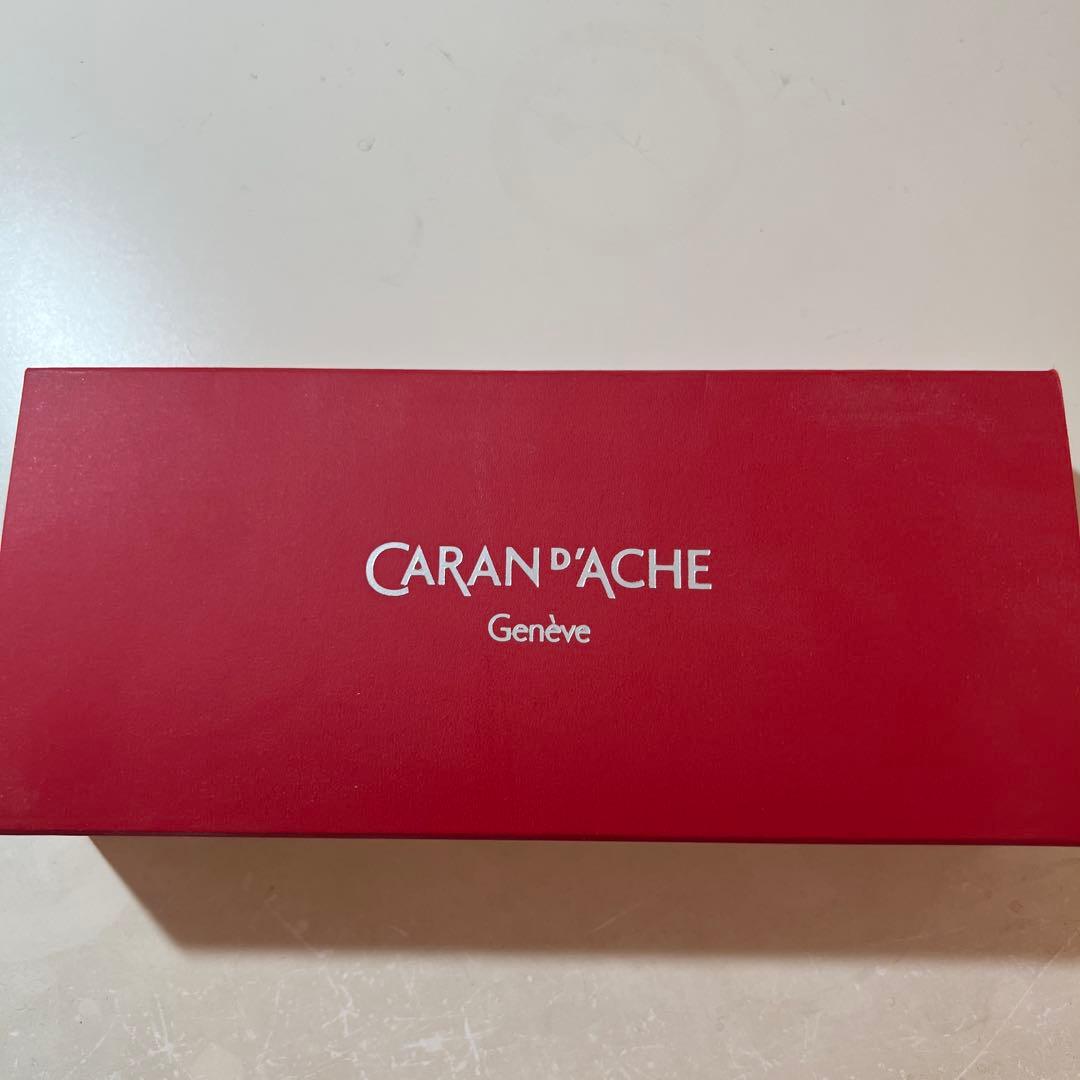 CARAN D'ACHE エクリドールシェブロン　ボールペン(値下げ可能)