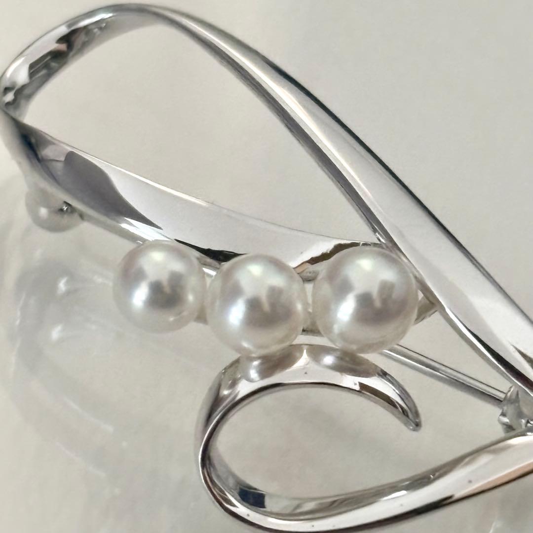 395【ミキモト】シルバー　パール　ブローチ　ハート　箱付き