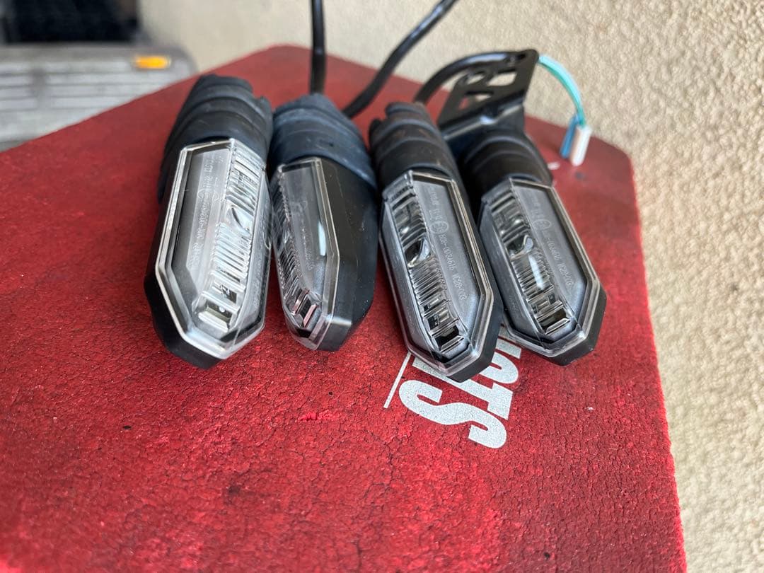 crf250l md47 ウインカー　　honda LED