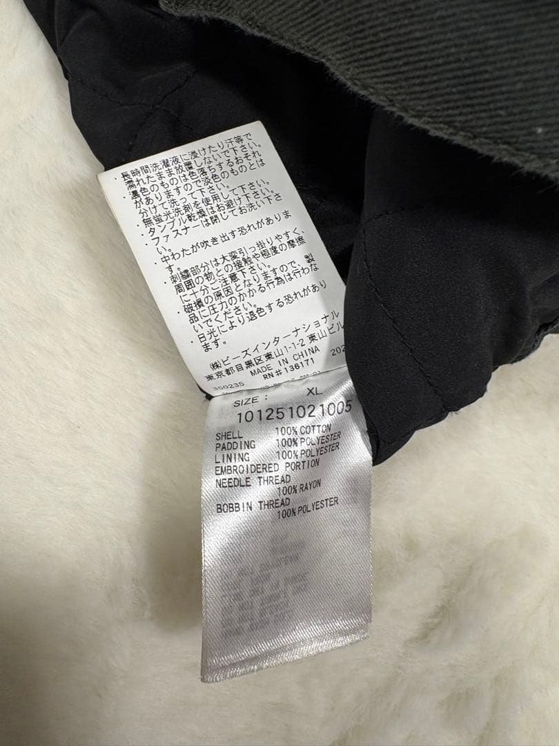 大人気　XLARGE（エクストララージ）スーベニアジャケット　カーキ