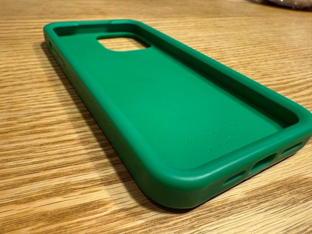 最終値下BOTTEGA VENETA iPhone14 pro maxケース美品