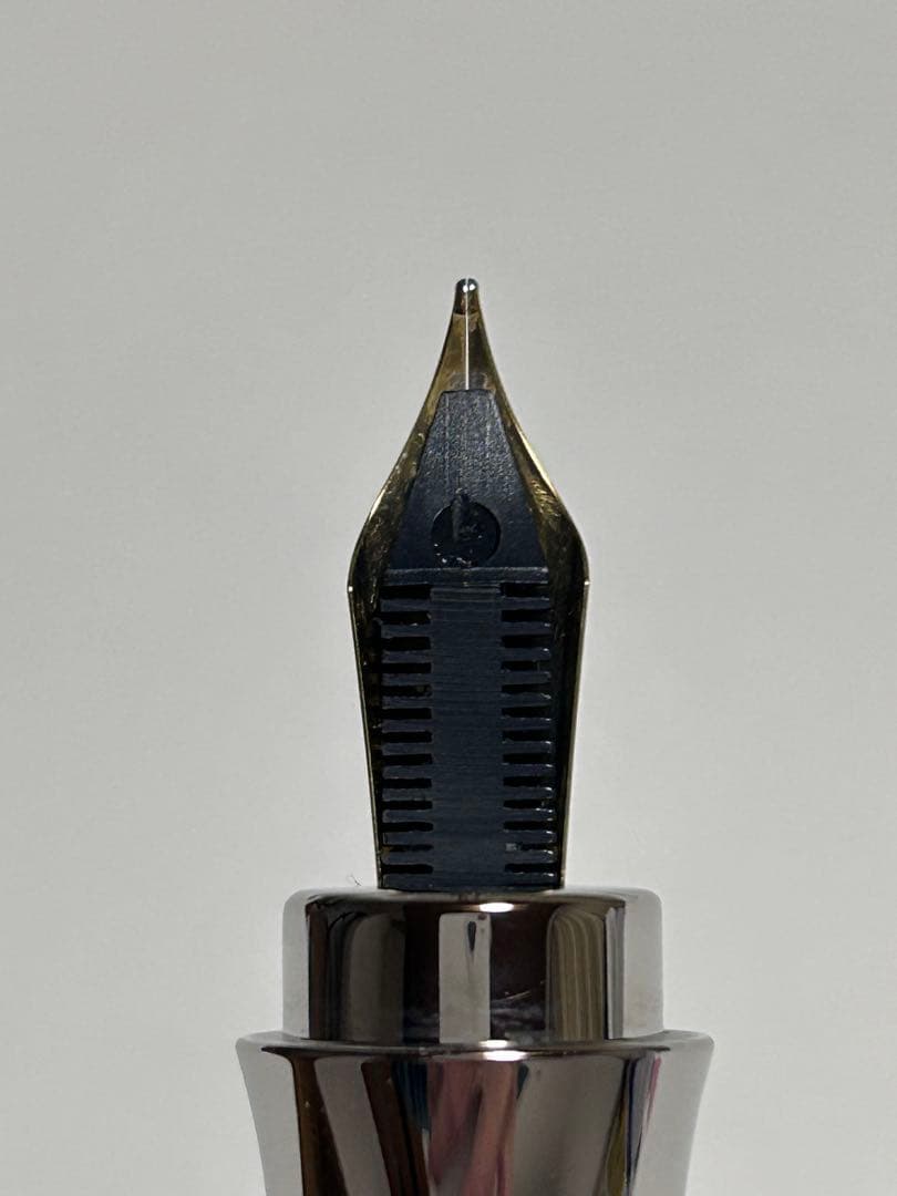 ショパール×スティピュラ 限定万年筆ダブルネームChopard stipula