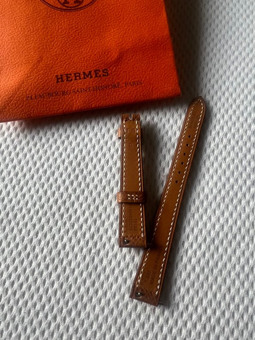 入手困難！HERMES Hウォッチ　ミニ　ブラウン レザーベルトゴールド