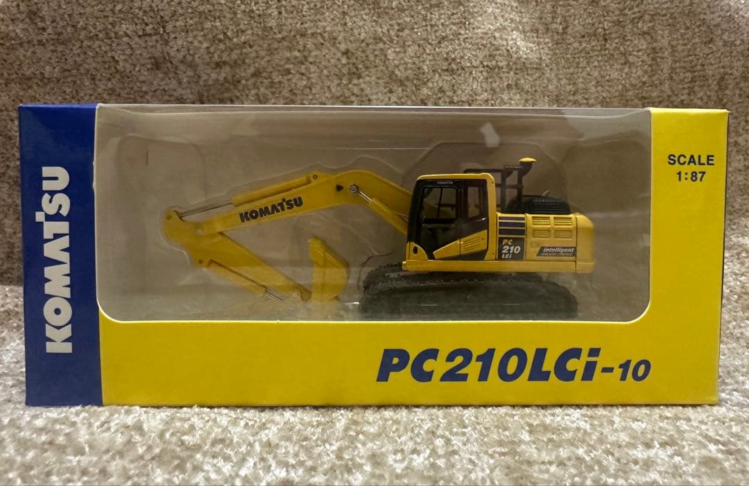 コマツ　ミニチュアフィギュア　1:87 3点まとめ売り　株主優待　非売品