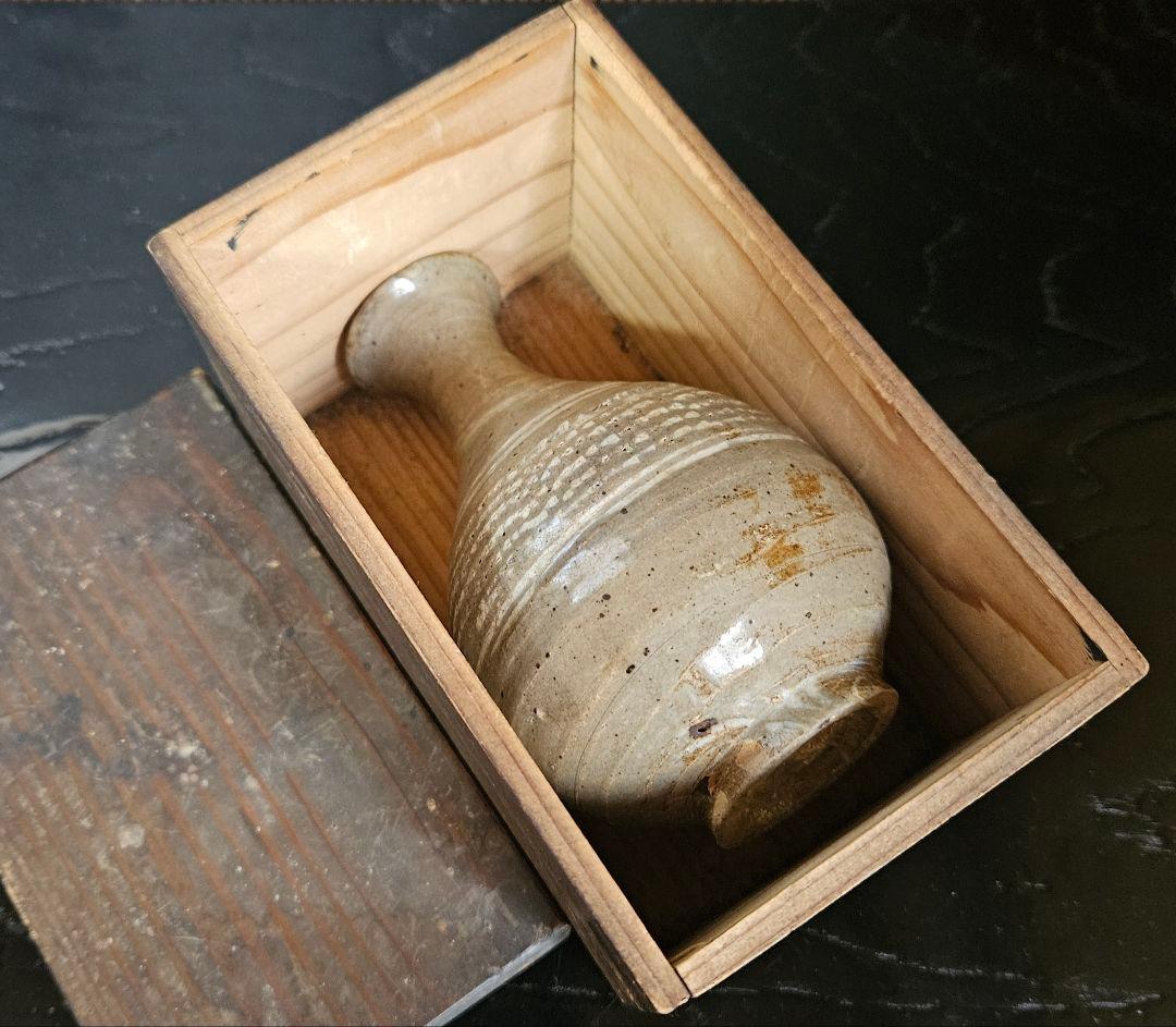 李朝古美術　李朝古陶磁器　李朝三島　李朝三嶋　徳利　花入　茶道具　茶器　酒器