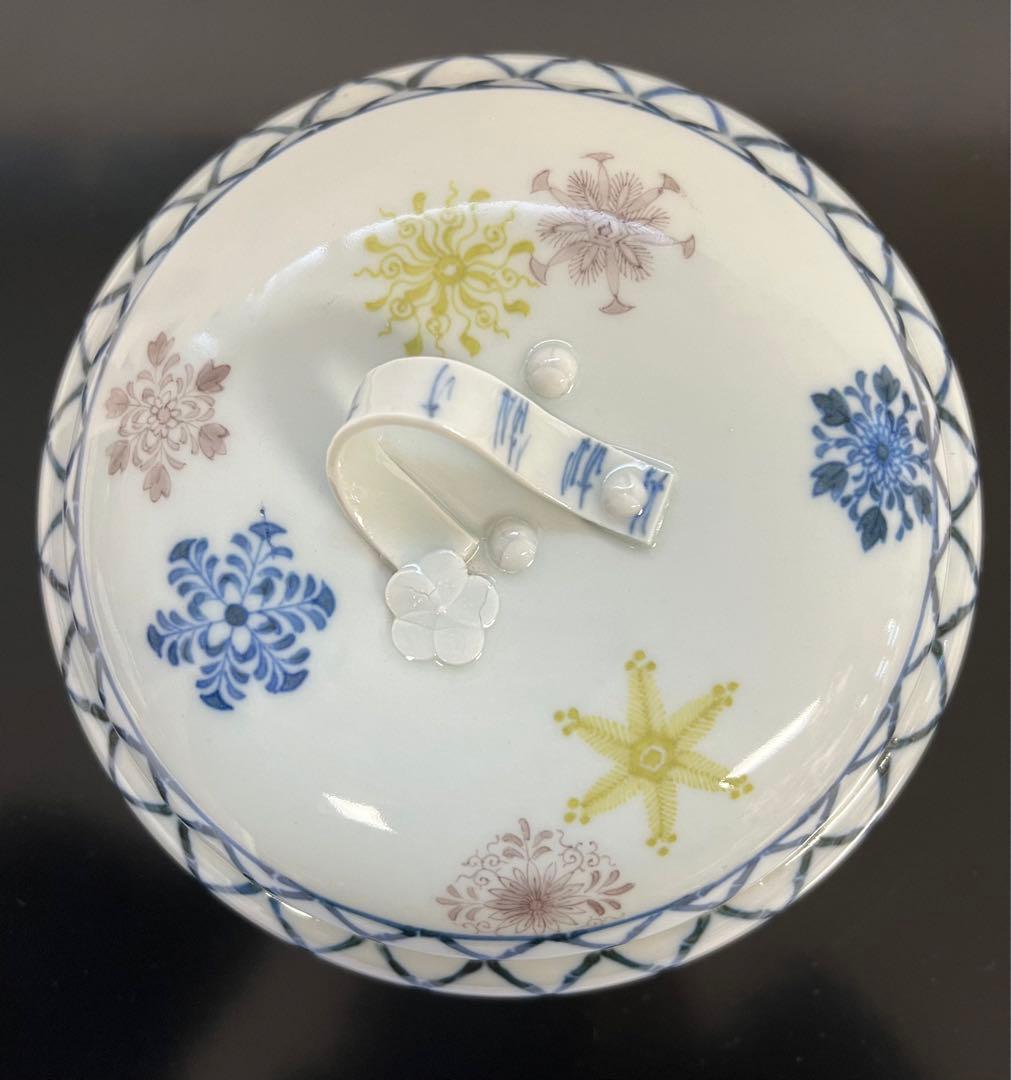 九谷焼　松竹梅・雪の結晶模様の蓋物　蓋付菓子器　菓子鉢